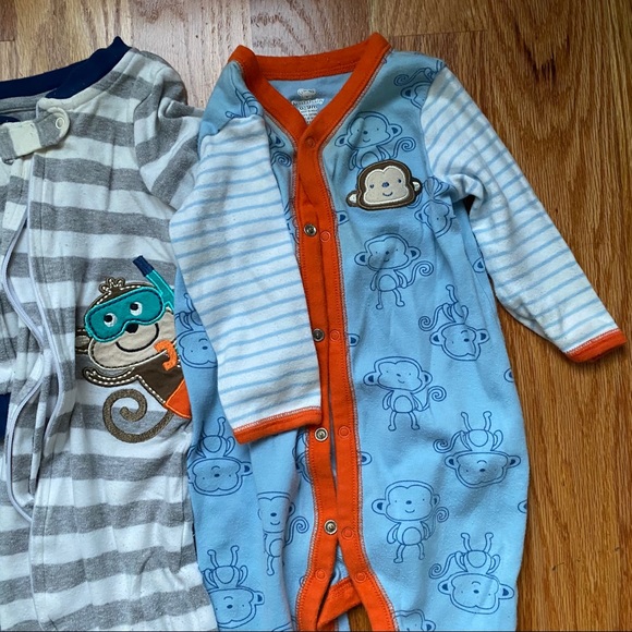 Bundle of 5 baby footie pjs 3-9 months - Picture 6 of 10